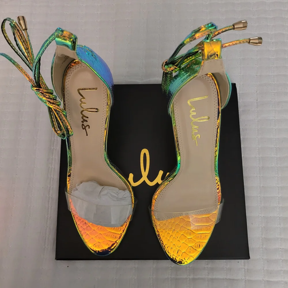 Lulu's Iridescent Gold and Green Women's Heels - Picture 1 of 7